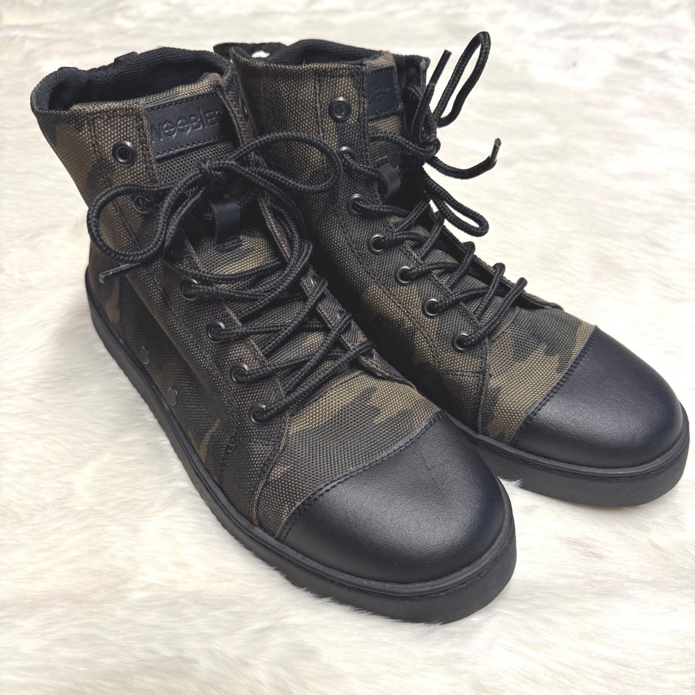 NWOB Woobies  Mens Camouflage High Top Tactical Sneakers Woodland Camo Size 7